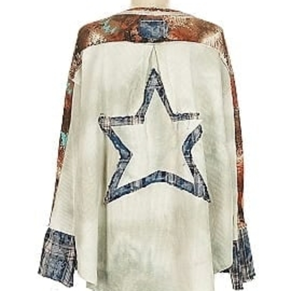 POL Sweaters - POL Multicolor Star Poncho